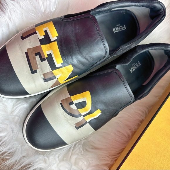 Authentic Fendi mens shoes - Picture 2 of 7